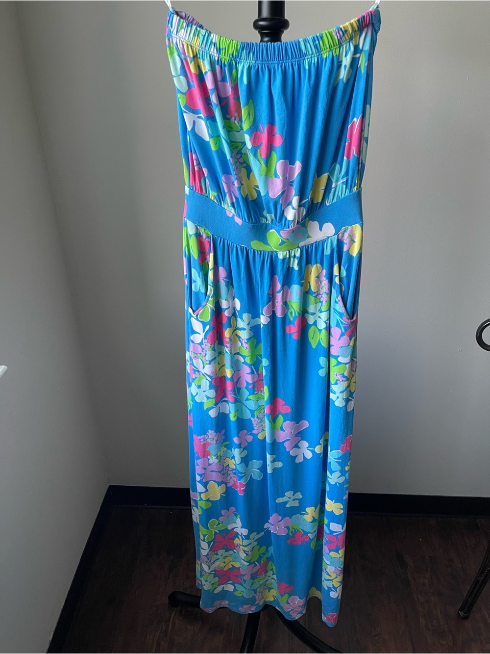 Lilly Pulitzer Blue Pink Strapless Maxi Dress Full length skirt w/Pockets Floral